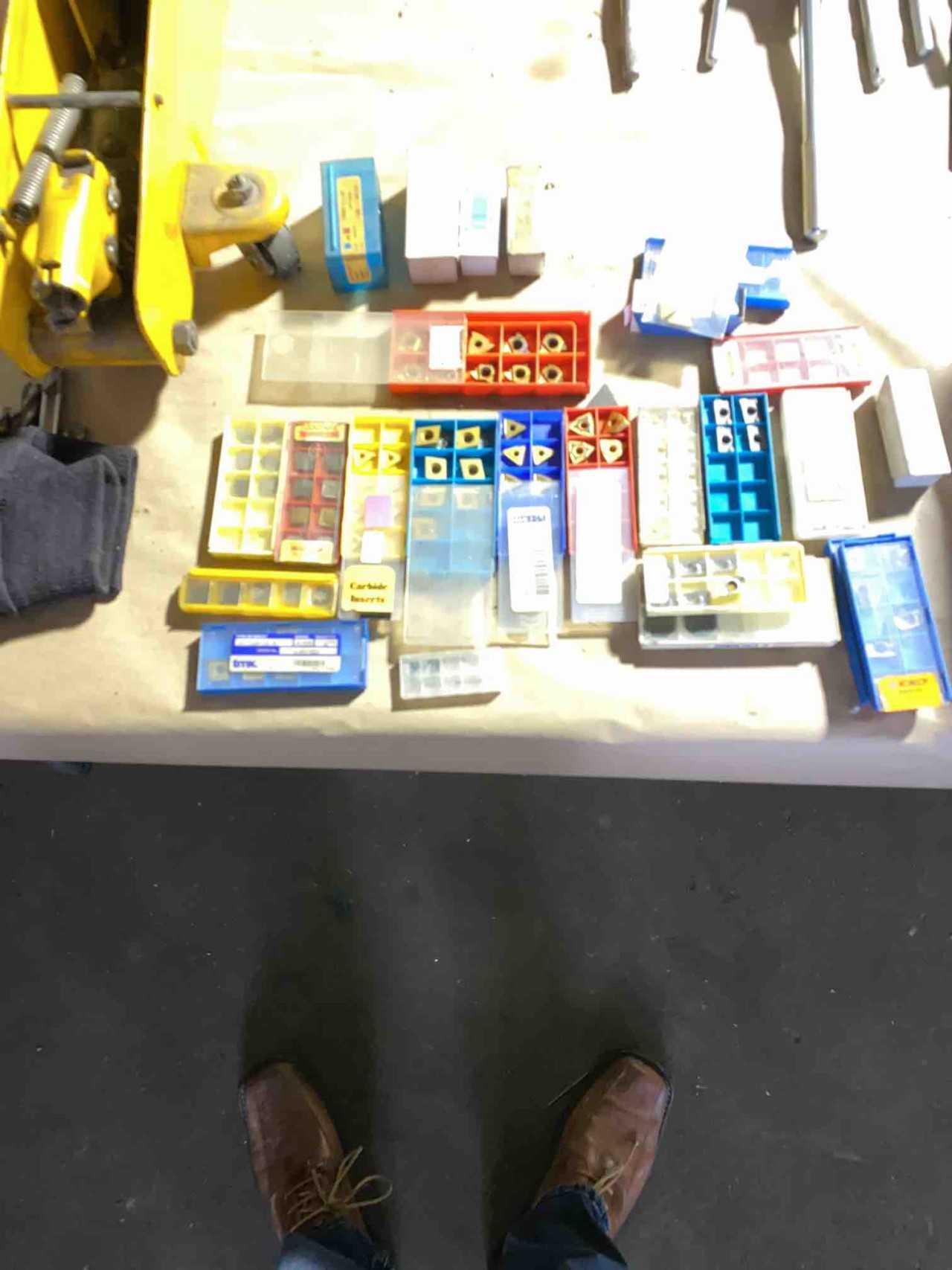 Milling $ Turning inserts - MATERIAL HANDLING