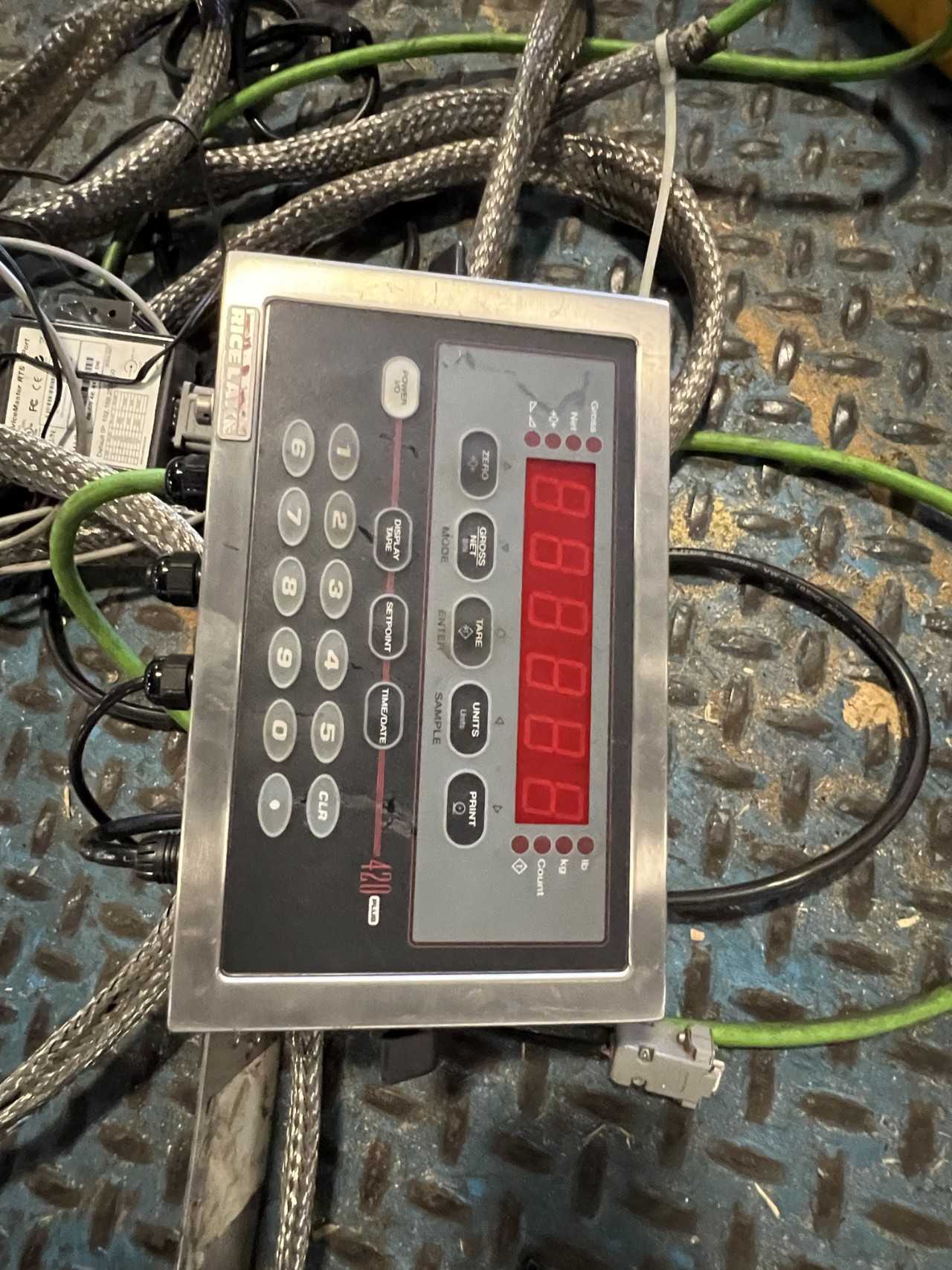 Weigh tronix model ds6060-40 scale 4000lbs capicity - SCALES