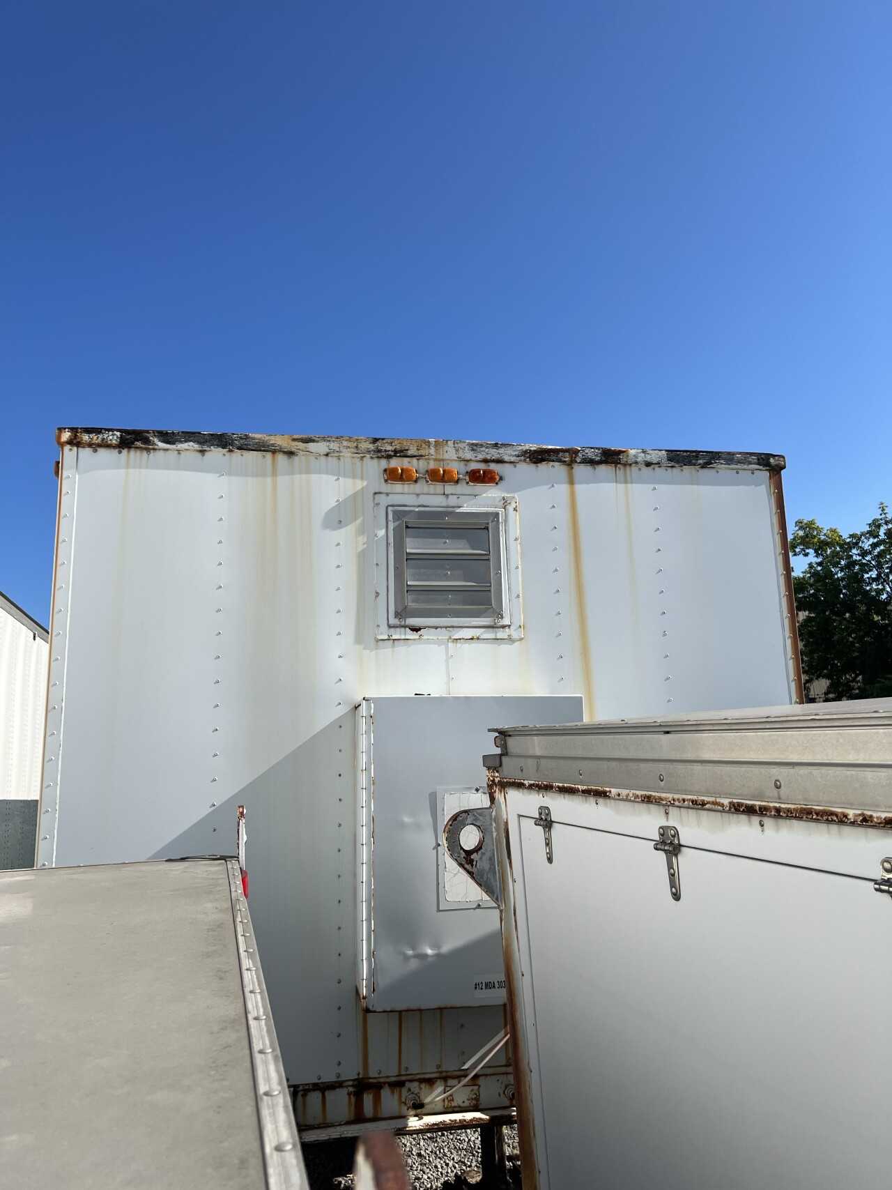 1969 25' Van Trailer With Roots Rotary Lobe Vaccum Pump Designation 1016 RGS-H.V. 32197 Serial Number - PUMPS