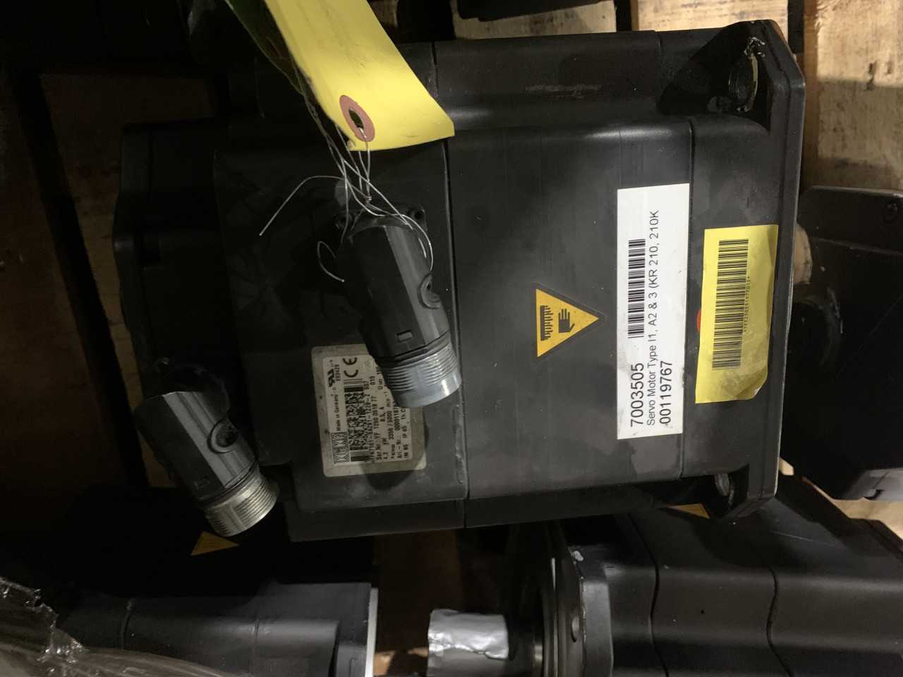 Lot of 1 KUKA 7003505 Servo motor - SERVO