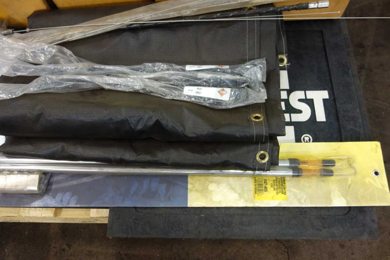 1 PALLET OF ASSORTED AUTOMOTIVE PARTS - INDUSTRIAL PARTS