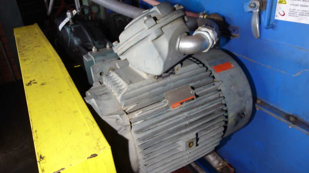 LOT OF 2 RELIANCE 50HP 460V-AC DUTY MASTER AC MOTOR - ELECTRIC MOTORS
