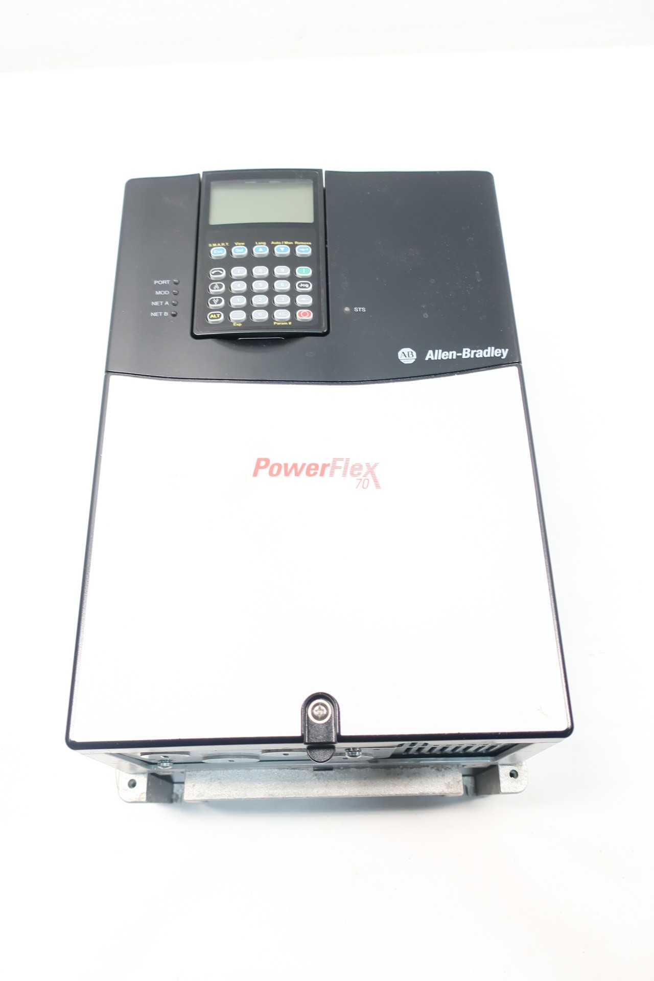 ALLEN BRADLEY 20AD040A3AYNANC0 POWERFLEX 70 432-528V-AC 0-400HZ 0-460V-AC 30HP AC VFD DRIVE - MOTOR DRIVES
