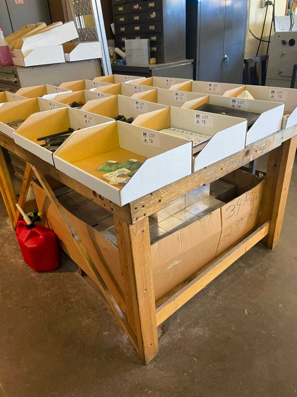 Work Bench 5.5' x 4' x 3' - PLANT & FACILITY