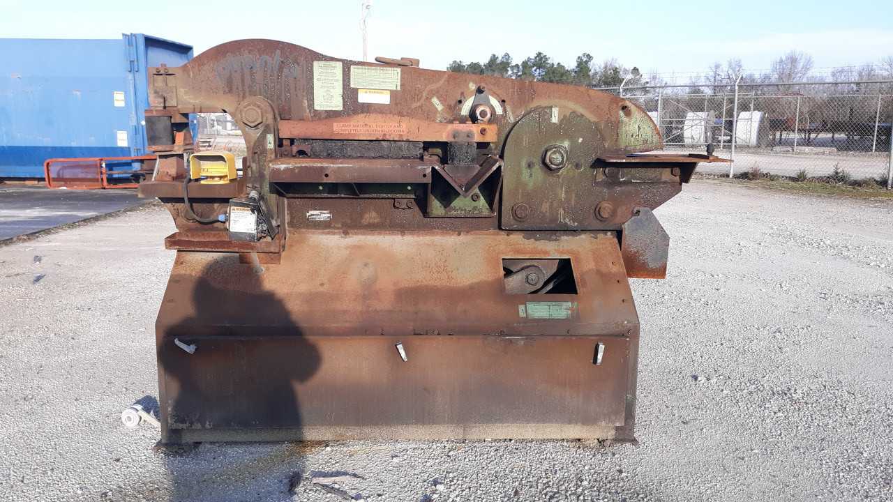 Piranha Ironworker - IRONWORKERS