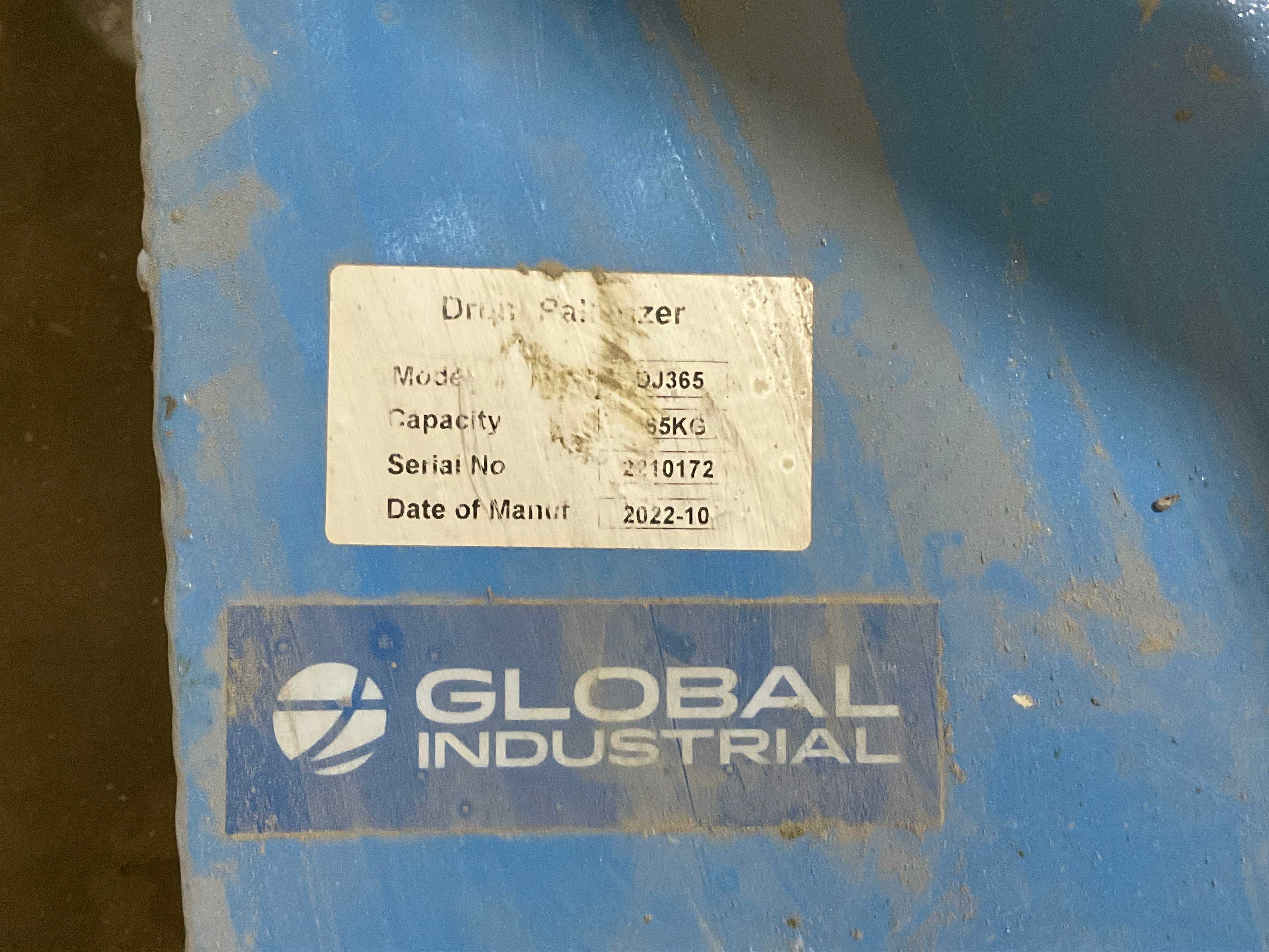 2022 GLOBAL INDUSTRIAL DJ365 DRUM LIFT CART - LIFT CART
