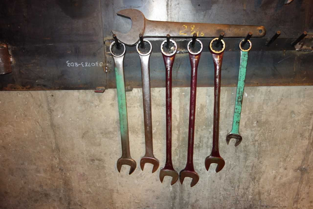 LOT OF 7 COMBINATION WRENCHES, 1-3/8IN TO 2-3/16IN - HAND TOOLS