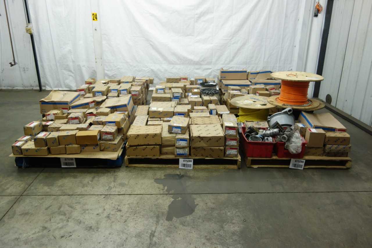 6 PALLETS OF ASSORTED EATON CONDUIT, FITTINGS, AND HARDWARE - CONDUIT FITTING