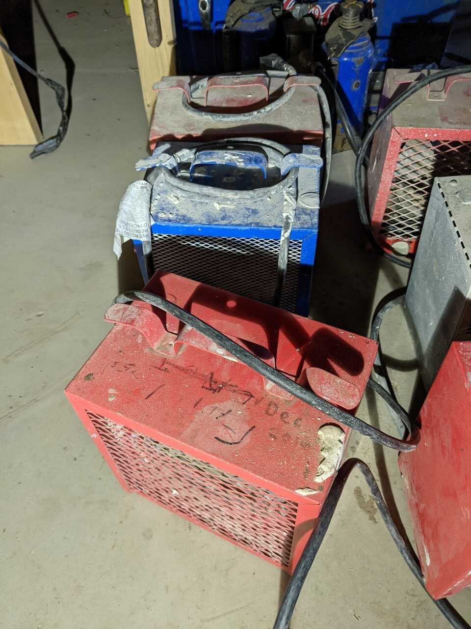 Lot of 6 shop heater - HVAC EQUIPMENT