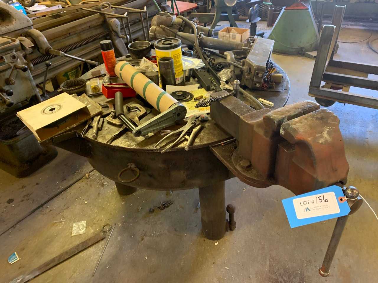 Welding table W/ Vise - PLANT & FACILITY