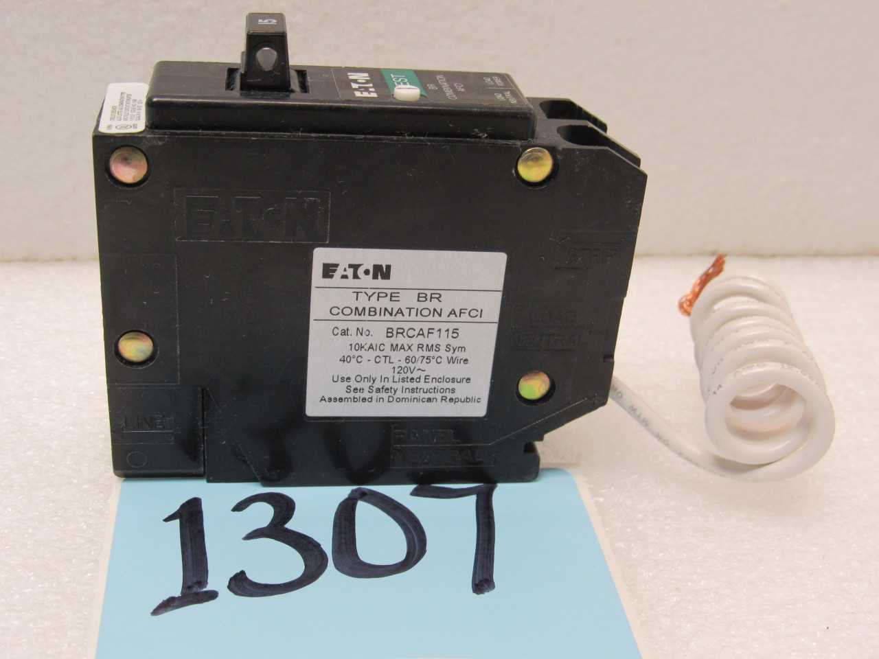 LOT OF EATON RESIDENTAL BREAKERS - MISCELLANEOUS