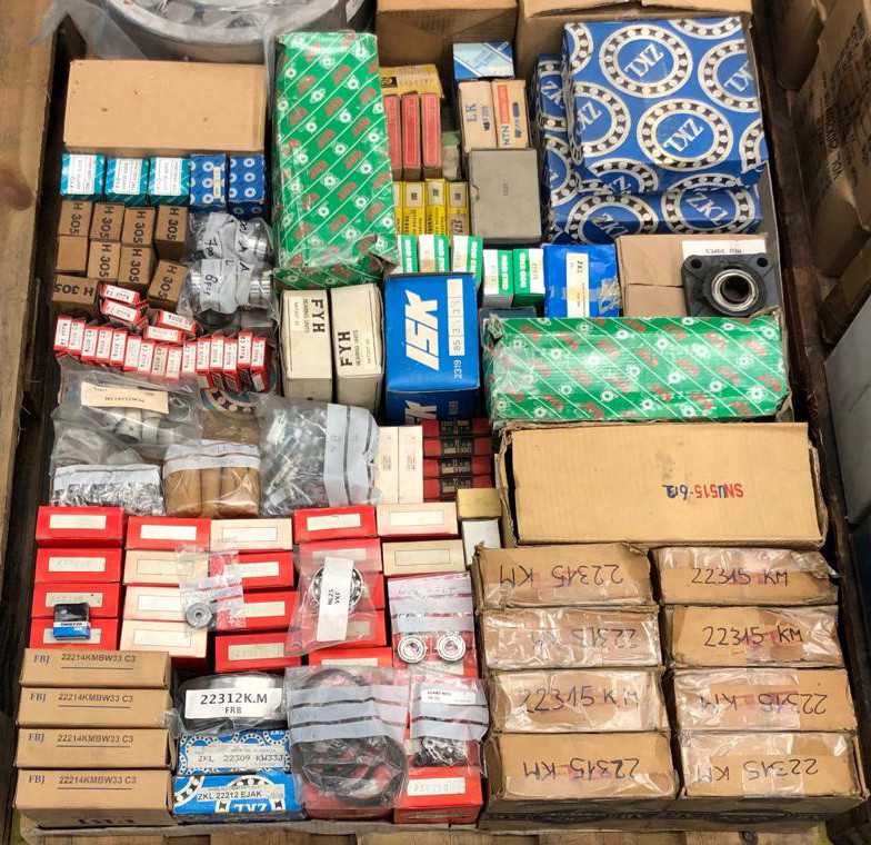 1 pallet of assorted bearings - BEARINGS