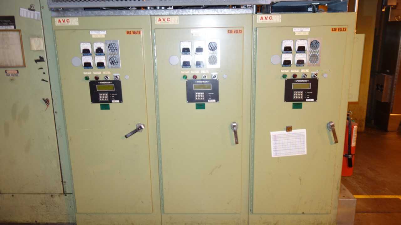 8X VERTICAL SECTIONS AVC POWERCON PAC 480V ELECTRICAL CONTROL CABINETS - ELECTRICAL COMPONENTS