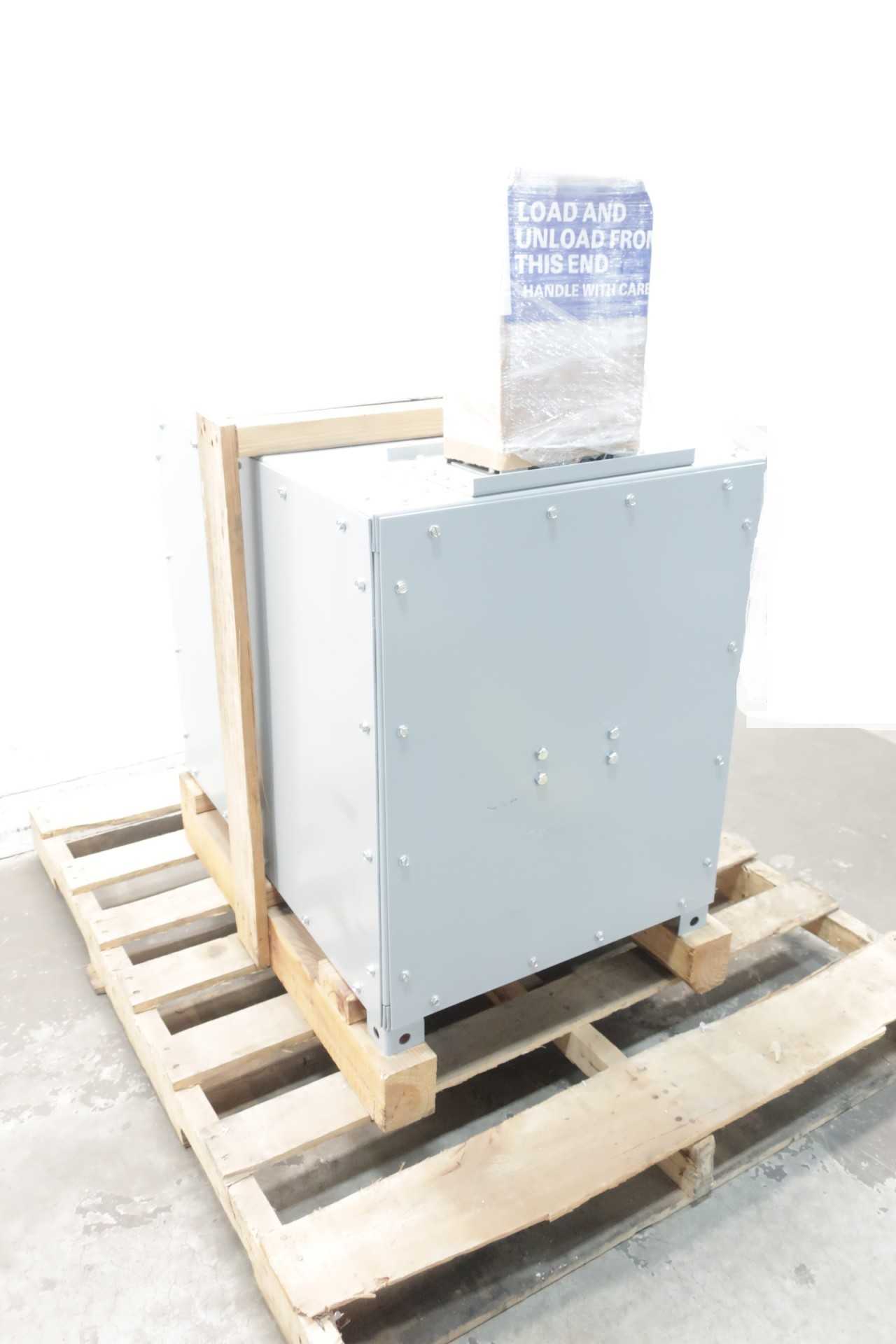 GENERAL ELECTRIC GE BUSWAY TAP BOX POWER SUPPLY - ELECTRICAL COMPONENTS GENERAL ELECTRIC GE BUSWAY TAP BOX POWER SUPPLY - ELECTRICAL COMPONENTS