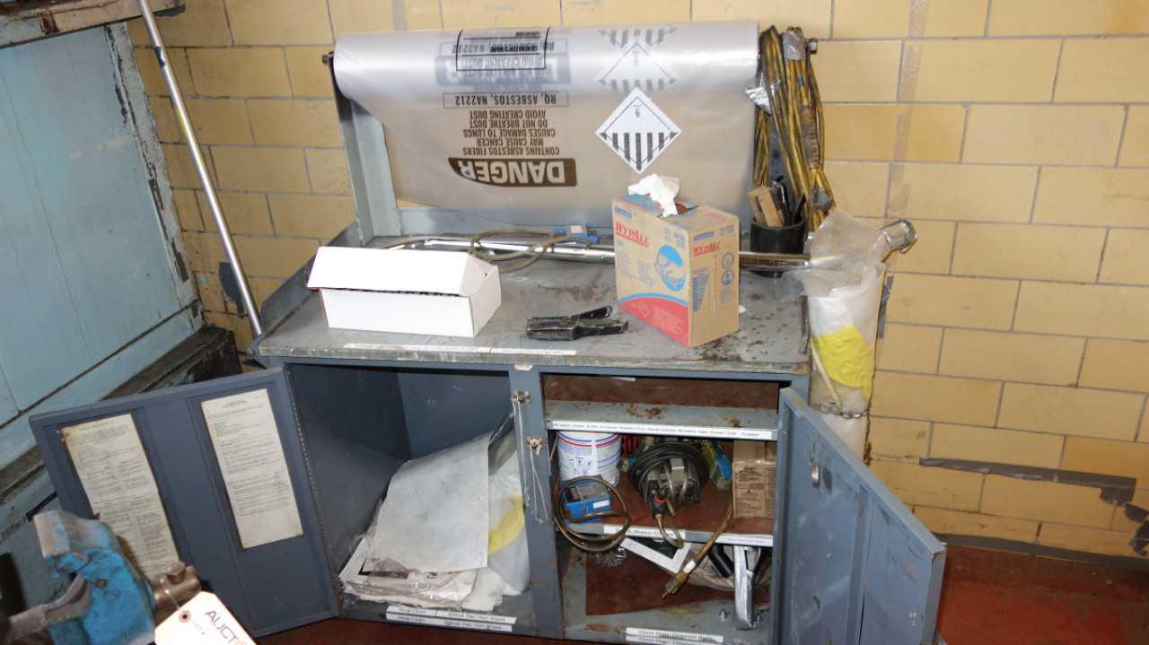 LOT OF 2 ROLLING CABINETS WITH CONTENTS TOOLS, VISE - ELECTRIC POWER TOOLS