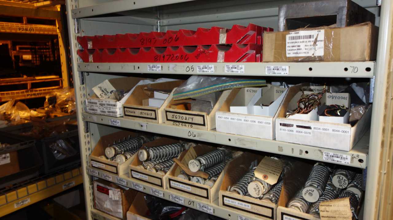 CONTENTS OF 1 SHELF COLUMN, MOTOR PARTS - ELECTRIC MOTORS