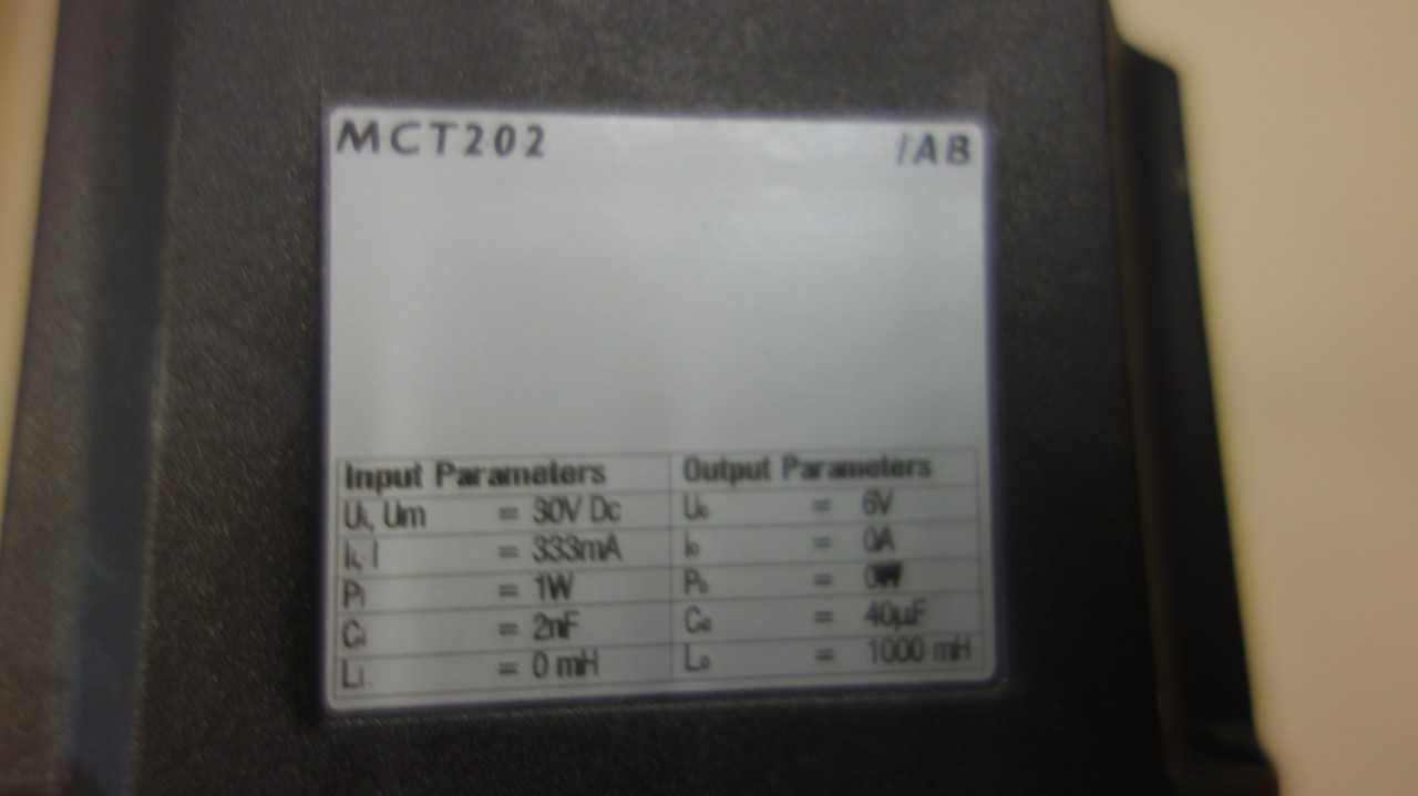 HONEYWELL MCT202 HANDEHELD CONFIGURATOR MONITOR - ELECTRICAL TESTING EQUIPMENT
