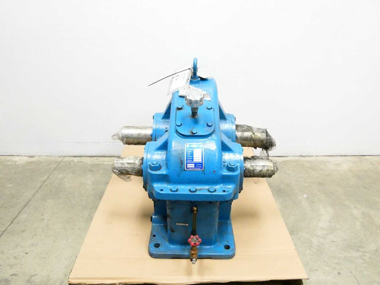 DOMINION ENGINEERING SR-13 ENCLOSED GEAR DRIVE - GEAR REDUCERS