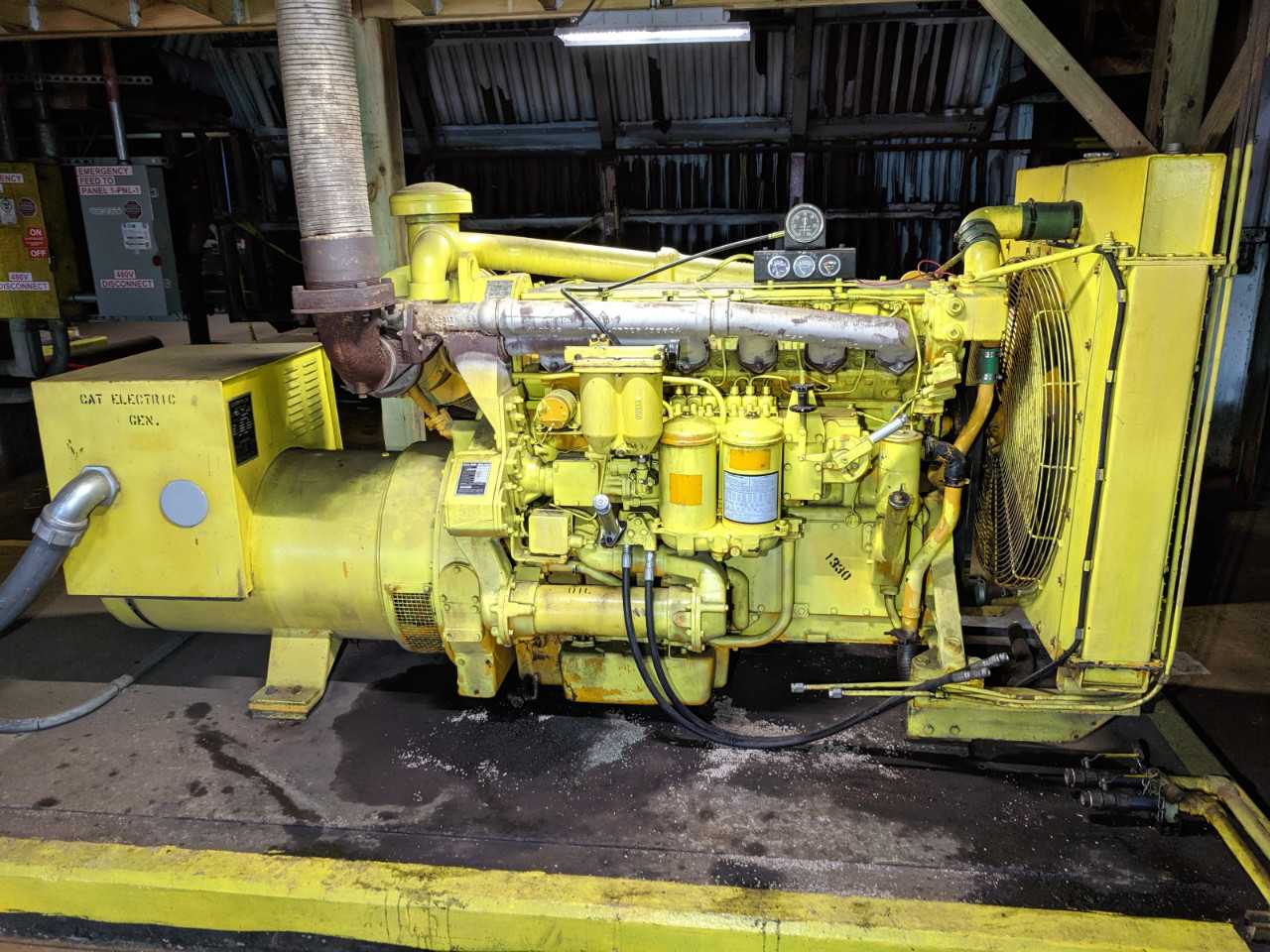 CATERPILLAR D343 DIESEL GENERATOR 250KW 2484 HOURS - STANDBY POWER GENERATOR CATERPILLAR D343 DIESEL GENERATOR 250KW 2484 HOURS - STANDBY POWER GENERATOR