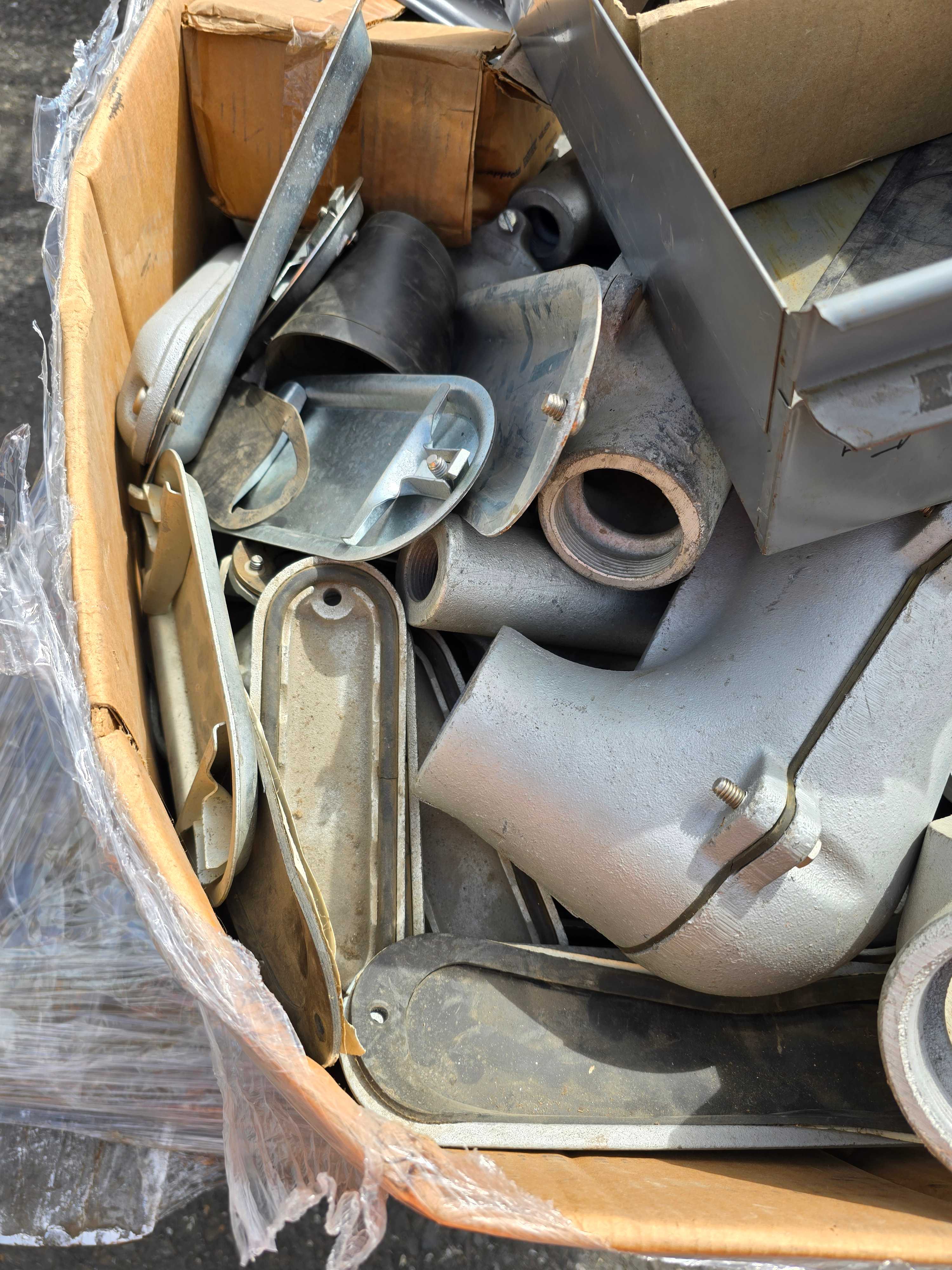 SKID OF CONDUIT FITTINGS & CONDUIT PARTS - CONDUIT
