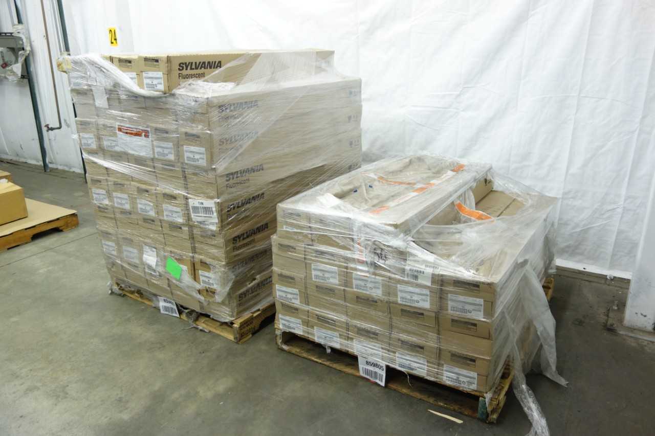 2 PALLETS OF SYLVANIA 32W OCTRON ECO FLUORESCENT BULBS - LIGHTING