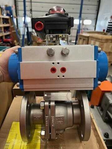 Lot of 145 - 2" SVF B41C BALL VALVE STAINLESS STEEL BODY, BALL & STEM PNEUMATIC VALVE - VALVES