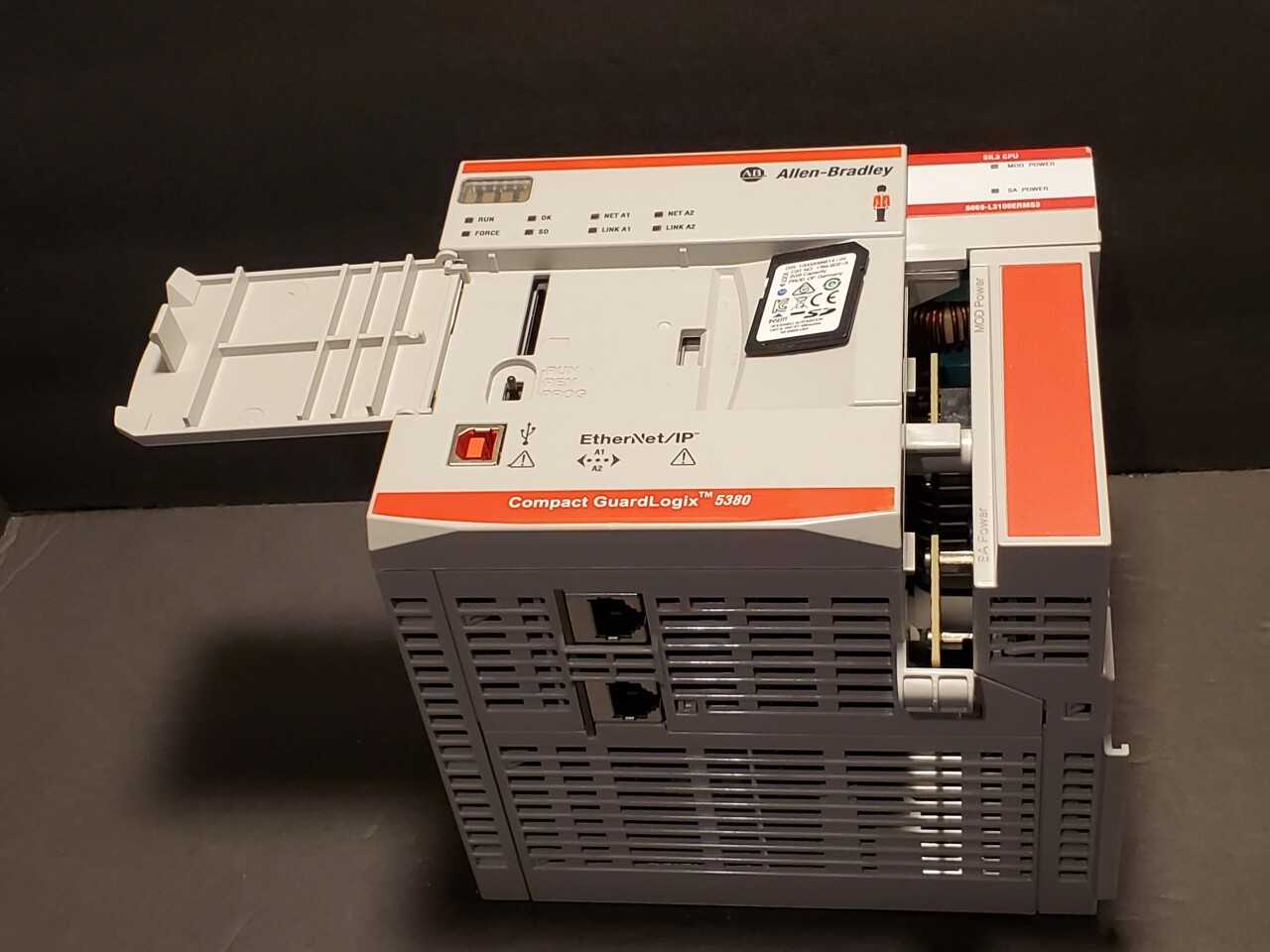 Allen Bradley CompactLogix 5069-L3100ERMS3 - AUTOMATION & CONTROLS