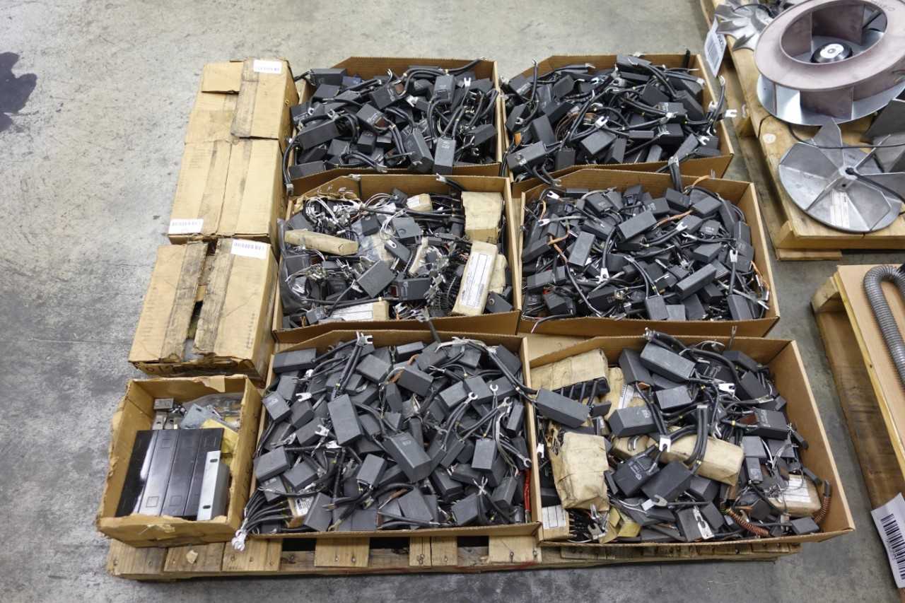3 PALLETS OF ASSORTED ELECTRICAL COMPONENTS - ELECTRICAL COMPONENTS