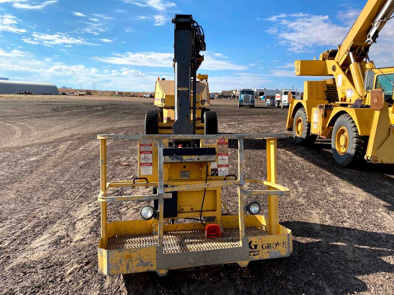 1994 Grove MZ82C Telescopic Work Platform - FORKLIFTS