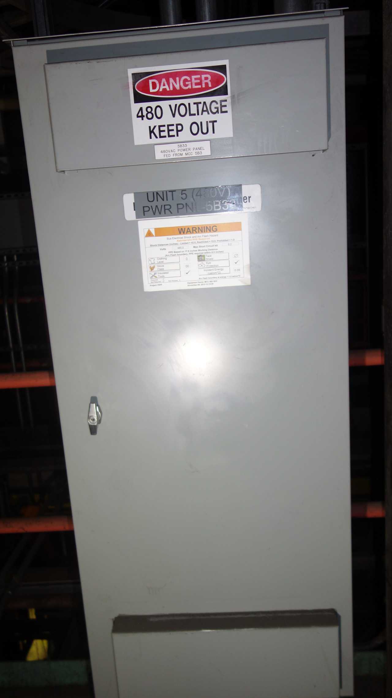 EATON PRL4 480V-AC 250A PANEL BOARD W/ BREAKERS - CIRCUIT BREAKERS