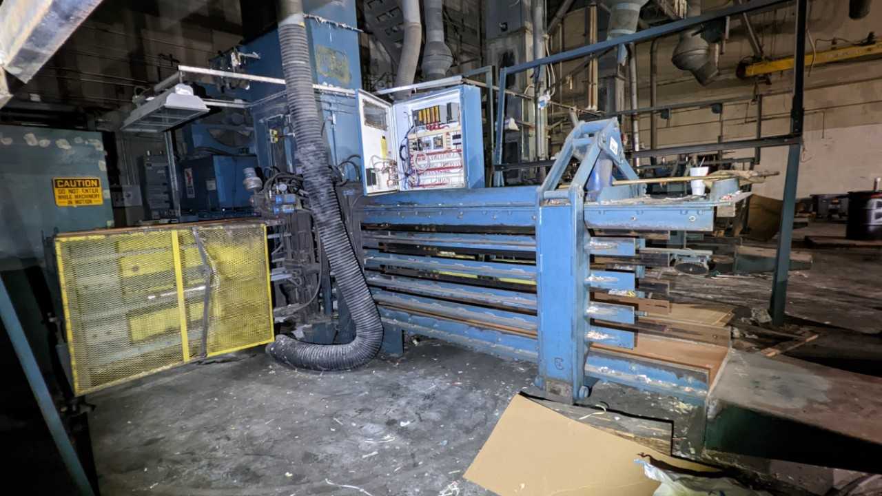PAPER BALER - MATERIAL HANDLING