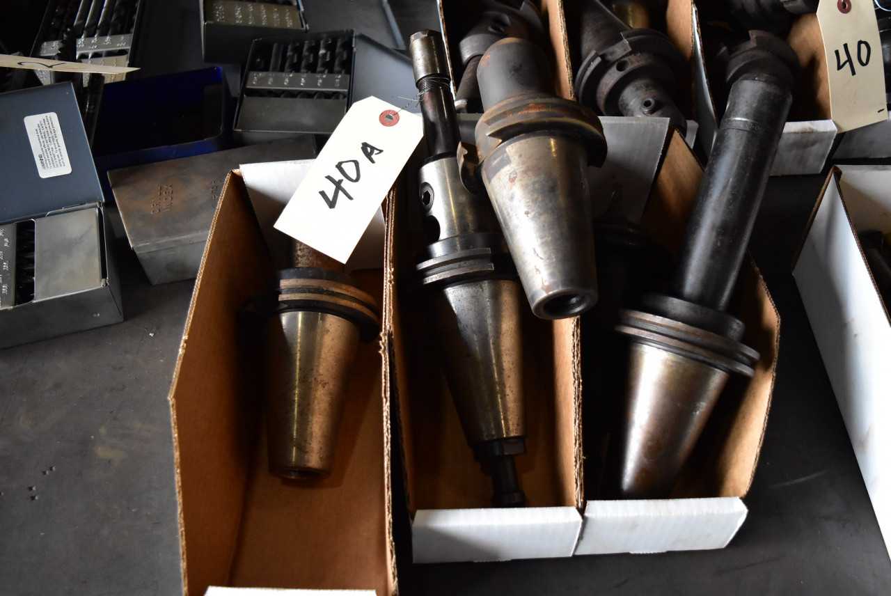 Lot of Misc. Toolholders - ELECTRIC POWER TOOLS Lot of Misc. Toolholders - ELECTRIC POWER TOOLS