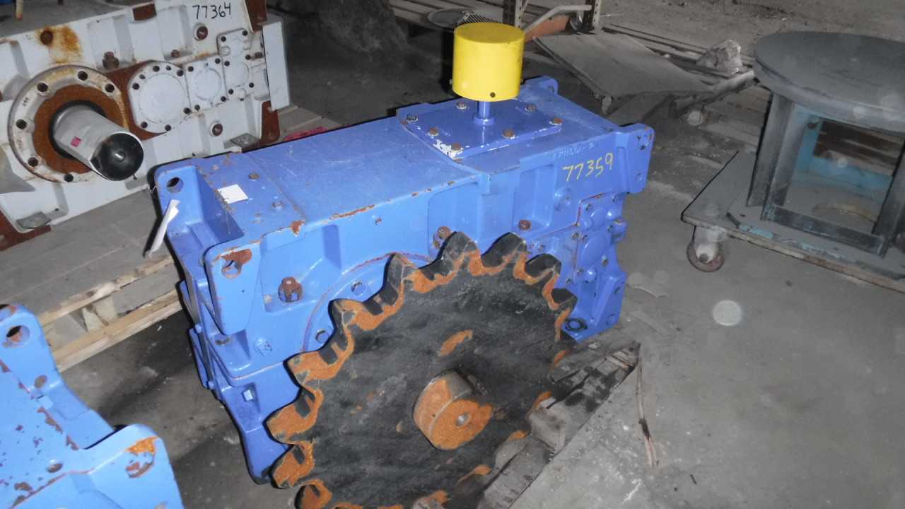 100 HP Sumitomo Gear Reducer Model PDH9065P3-RLF-45 - GEAR REDUCERS
