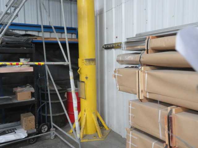 Able Howell Boom Crane with 1 Ton Hoist - CRANES