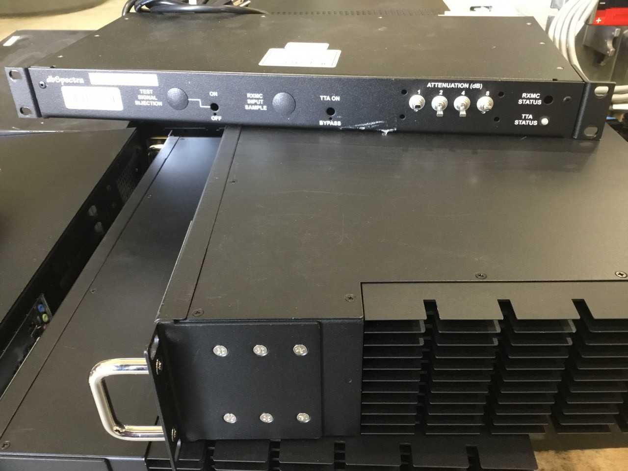 Assorted Pallet of Electronic Communication Equipment - AUTOMATION & CONTROLS