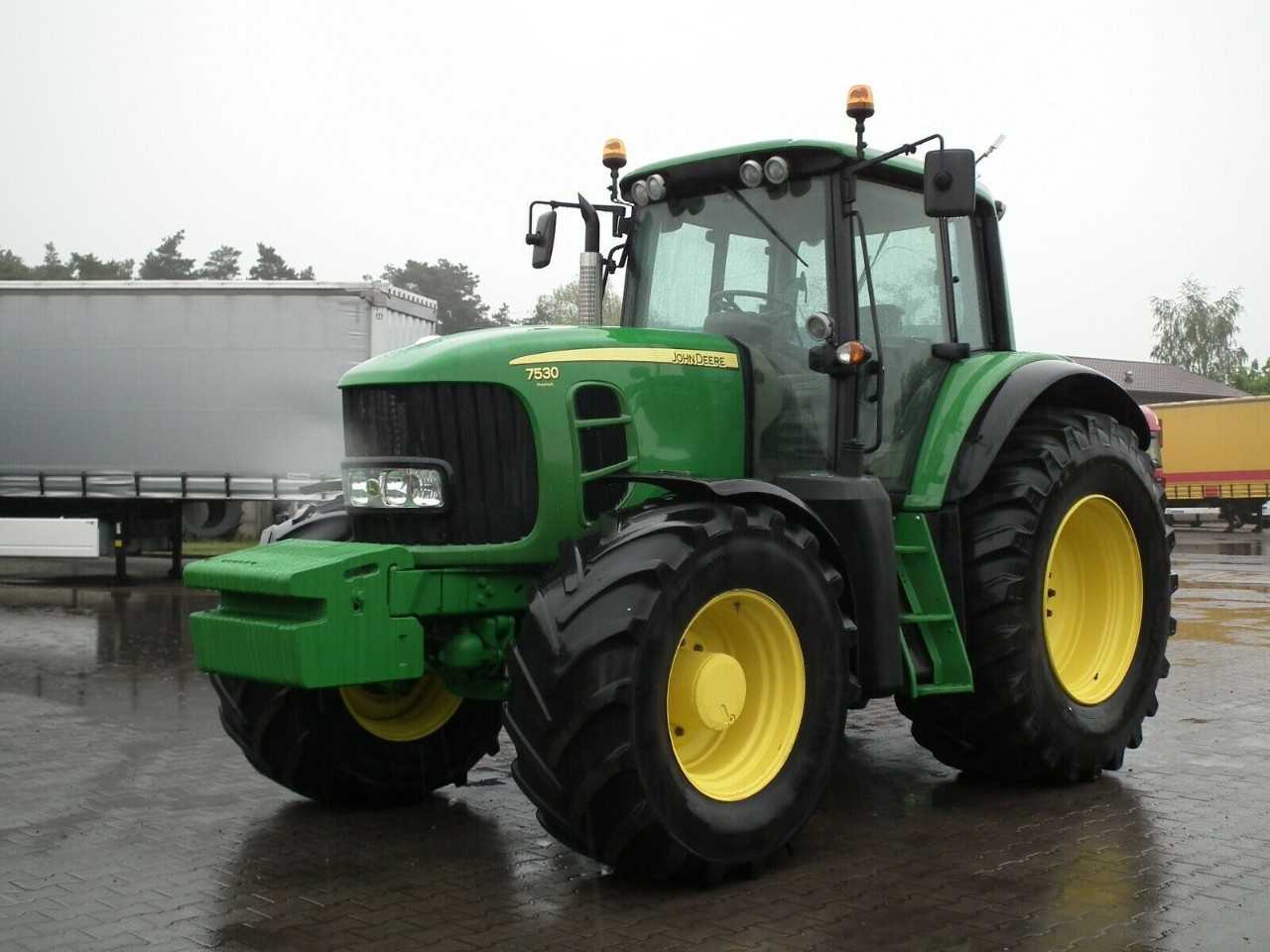 2009 John Deere 7530 PREMIUM Tractor - CONSTRUCTION EQUIPMENT