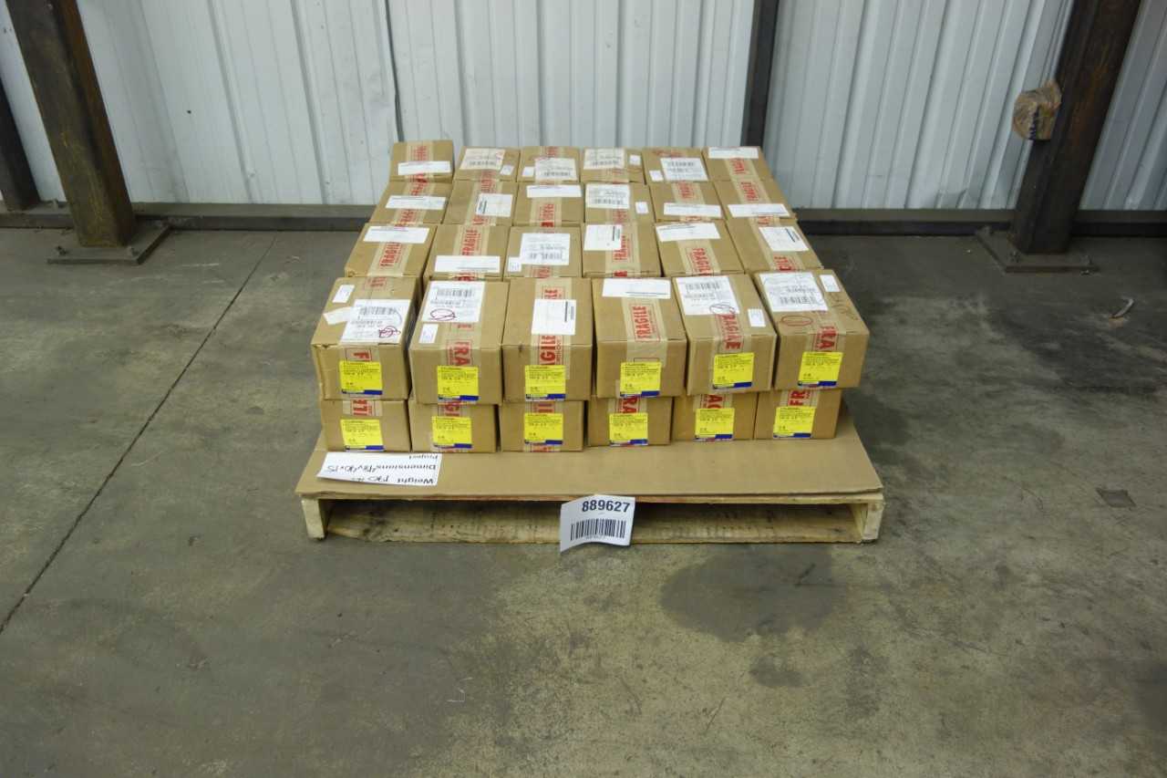 LOT OF 24 NEW IN BOX SQUARE D FHL2600MV MOLDED CASE SWITCHES - ELECTRICAL COMPONENTS