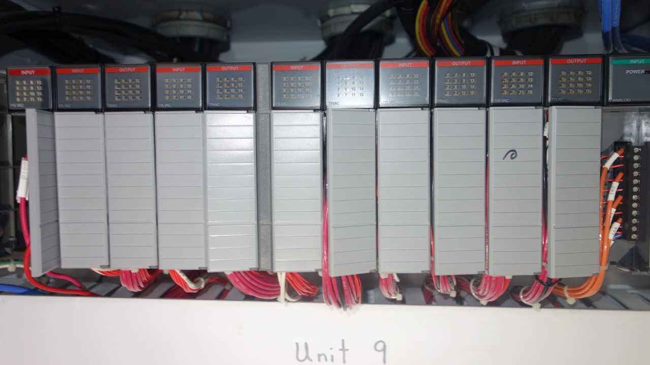 ALLEN BRADLEY SLC500 1747 PLC CONTROL CABINET - AUTOMATION & CONTROLS