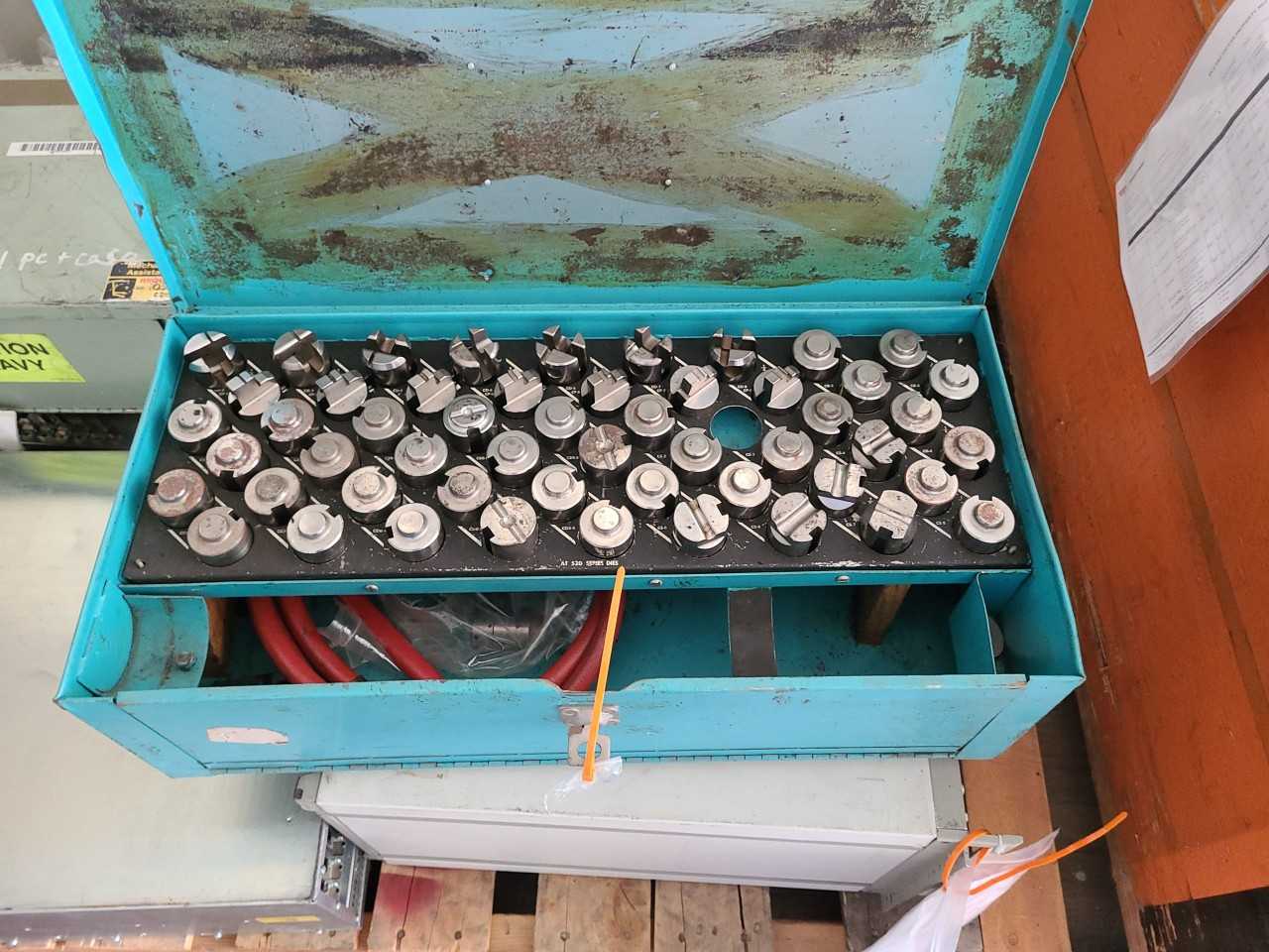 Cable Swager kit (Lot 2586565) San Antonio, TX - MISCELLANEOUS