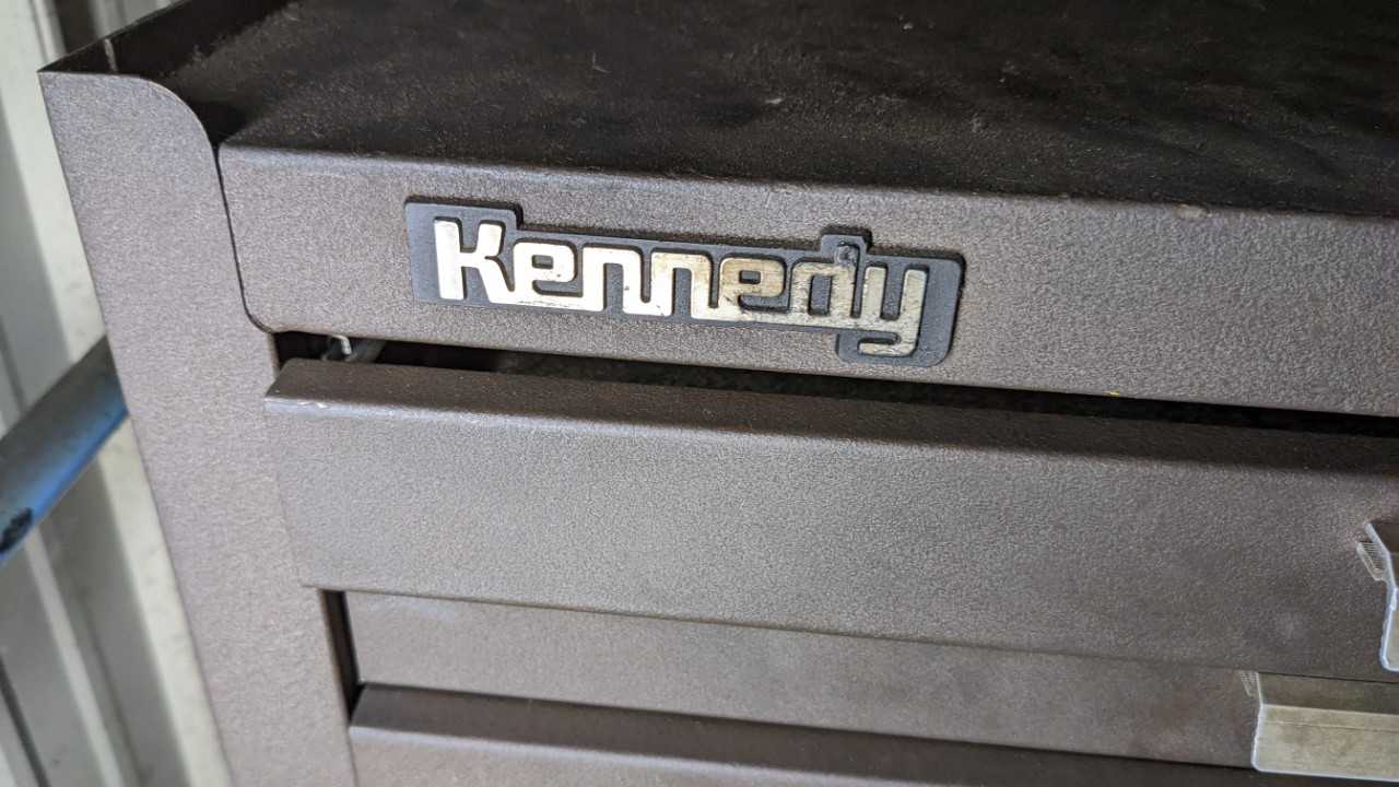 Lot of 2 Kennedy tool boxes - TOOL STORAGE
