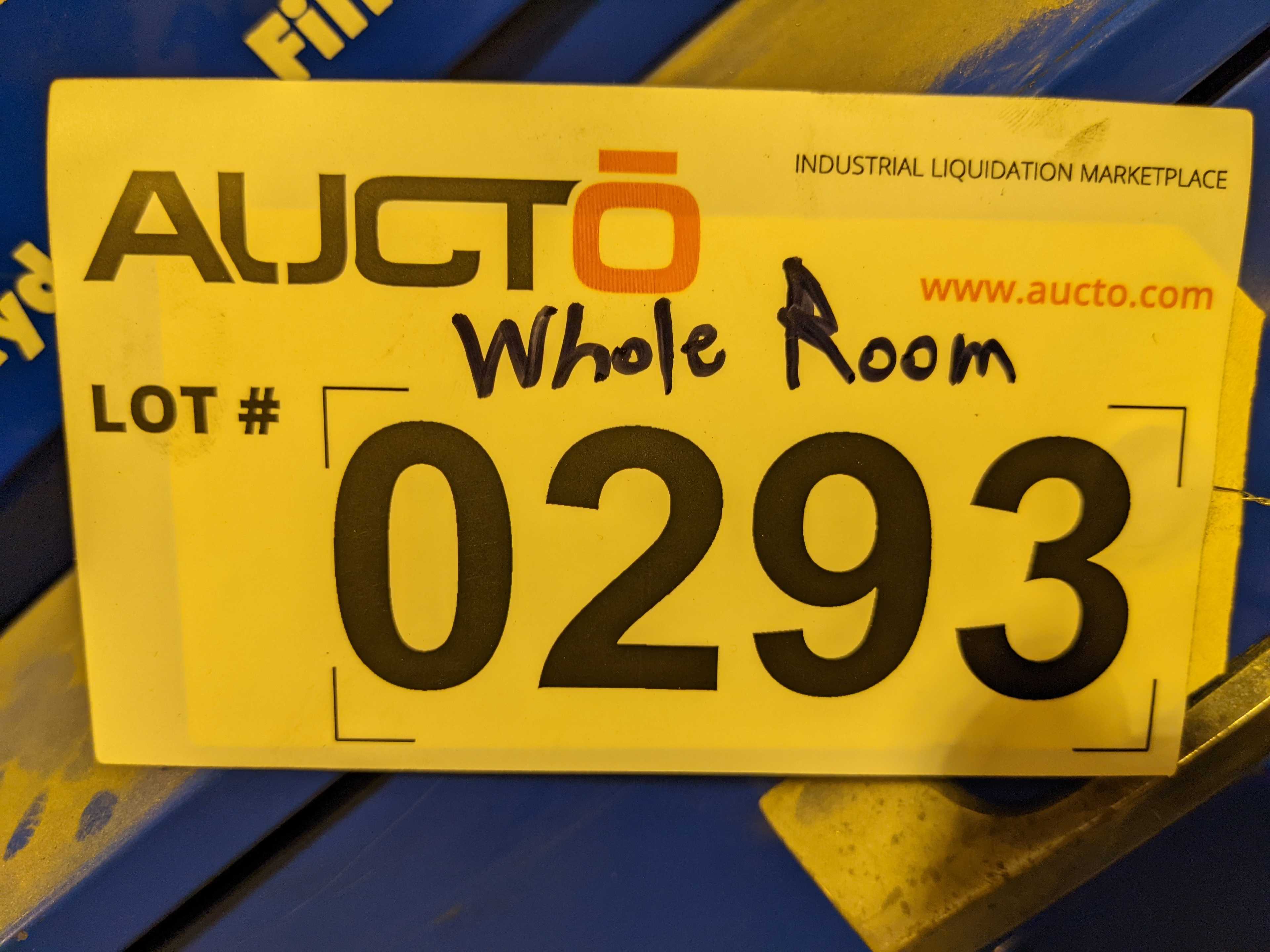 ROOM OF MISC AUTOMOTIVE PARTS - CONSTRUCTION
