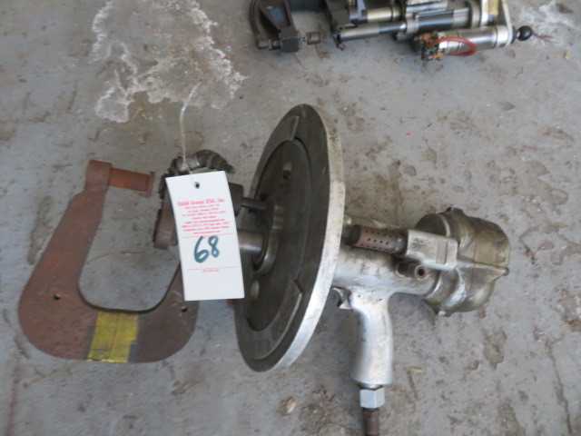 Pneumatic Rivet Gun - MISCELLANEOUS