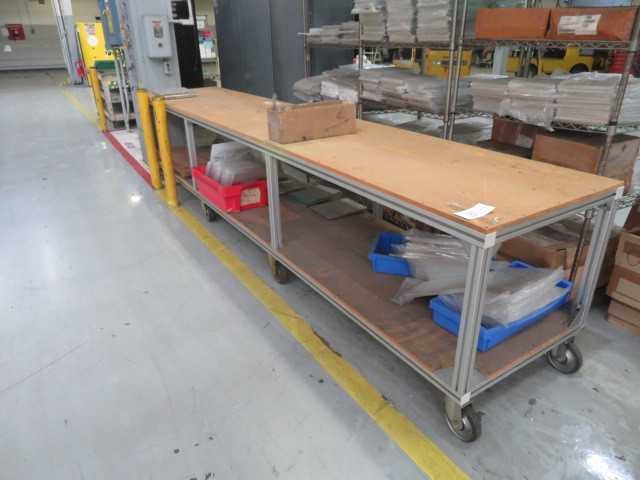 Aluminum Table on wheels - MISCELLANEOUS