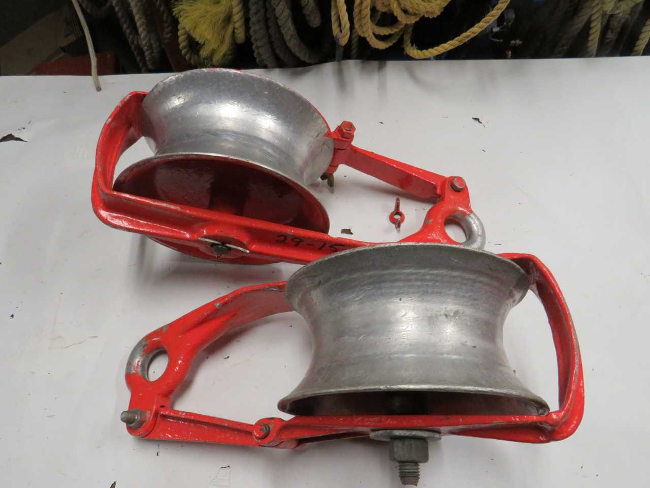 LOT OF 2 GREENLEE 10" HOOK TYPE CABLE SHEAVES NO HOOKS - ELECTRIC POWER TOOLS