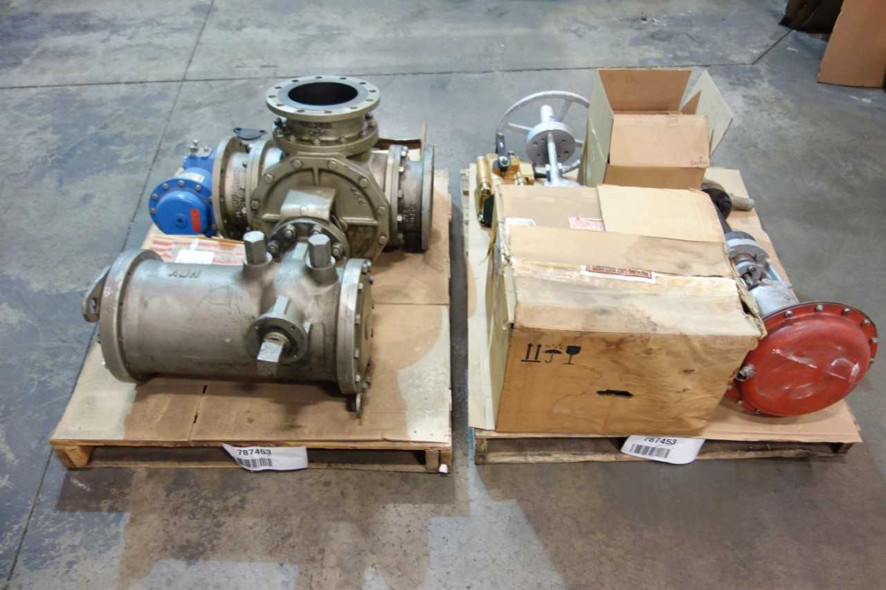 2 PALLETS OF ASSORTED VALVES AND VALVE ACCESSORIES - VALVES