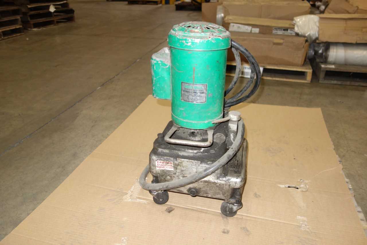 GREENLEE HYDRAULIC POWER PUMP - ELECTRIC POWER TOOLS