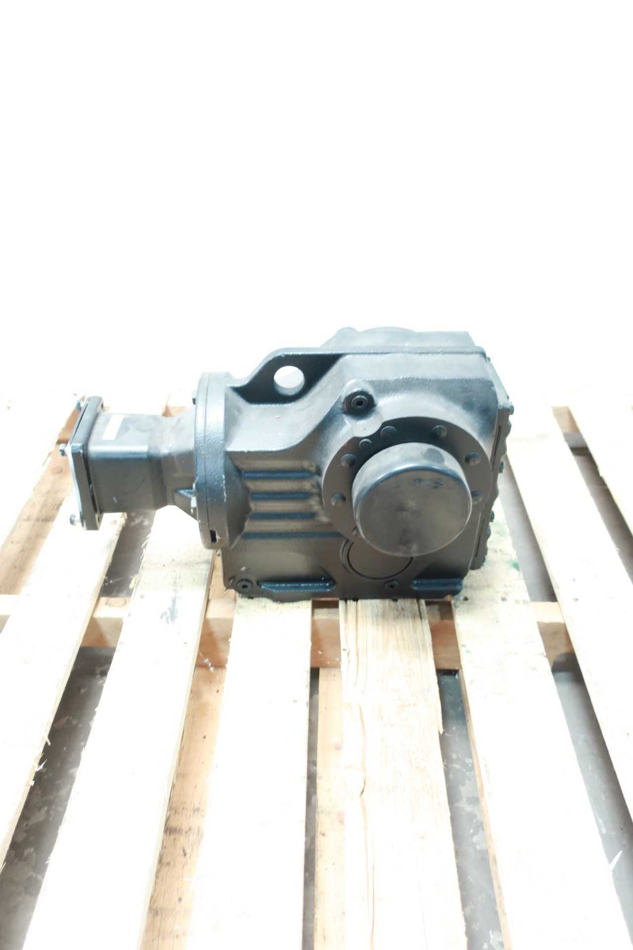 SEW EURODRIVE KH77/RAQH115/3 RIGHT ANGLE GEAR REDUCER 30.89:1 - GEAR REDUCERS