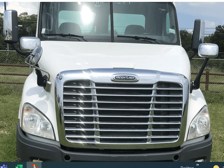 2014 Freightliner Cascadia Truck - HYDRO EXCAVATOR TRUCKS