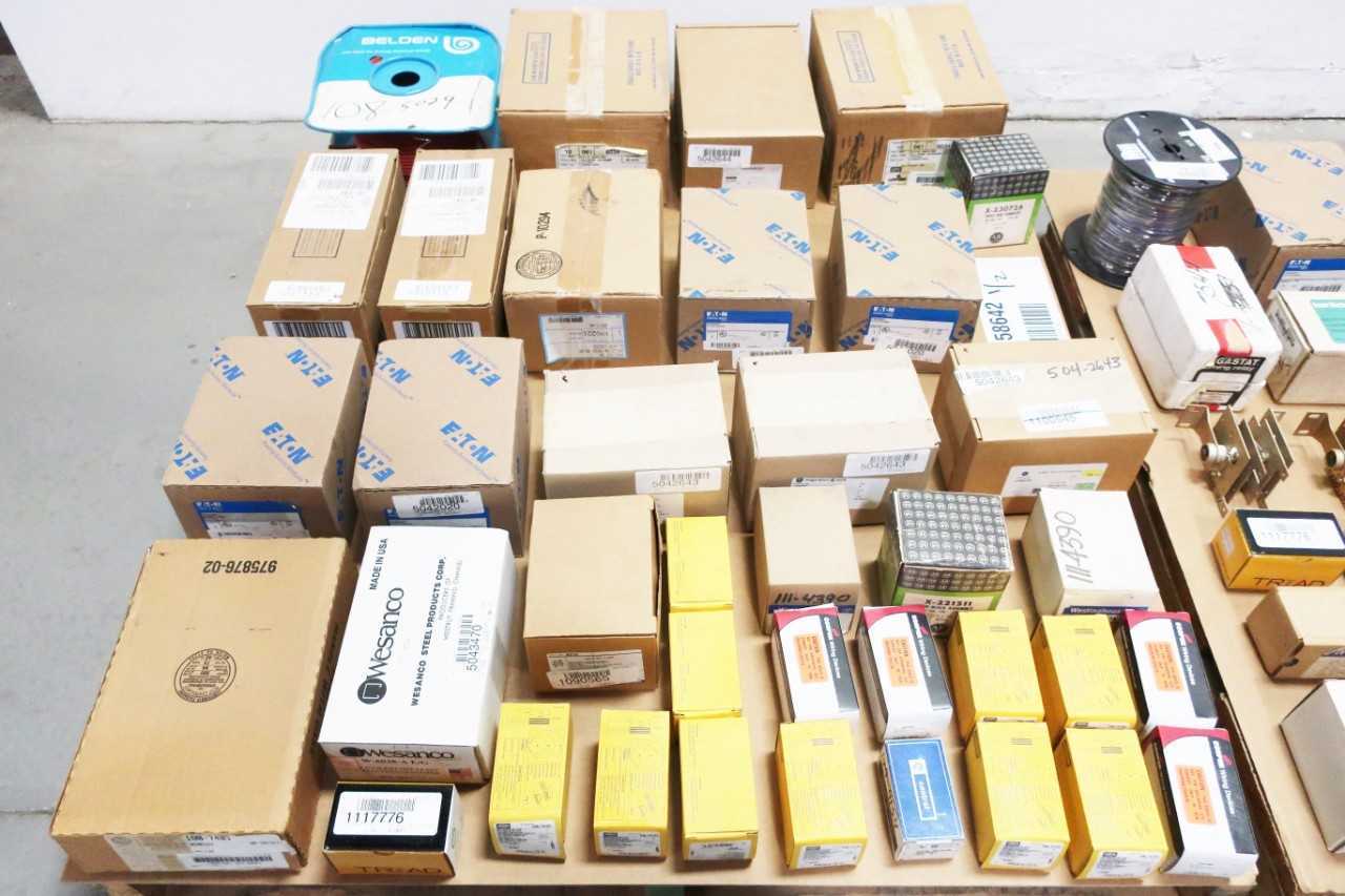 2 PALLETS RELAYS, CIRCUIT BREAKERS, RECEPTACLES, ELECTRICAL - CIRCUIT BREAKERS