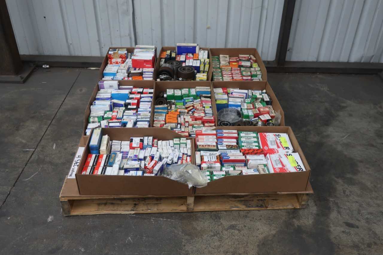PALLET OF ASSORTED BEARINGS - BEARINGS